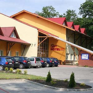 Hotel Mct